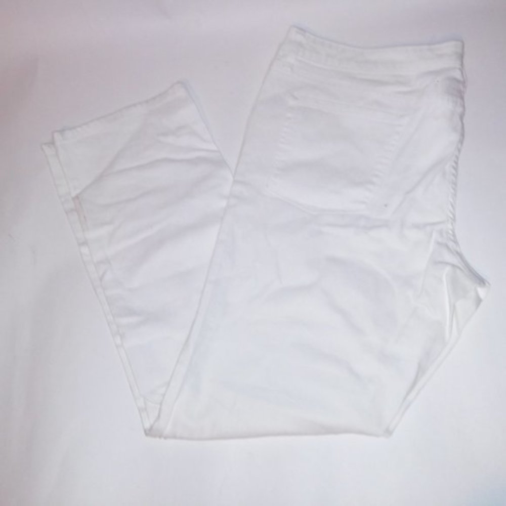 Merona Jeans Womens Size 18 White Modern Straight Mid Rise Slim Hip & Thigh - Picture 7 of 13